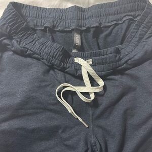 Vuori joggers